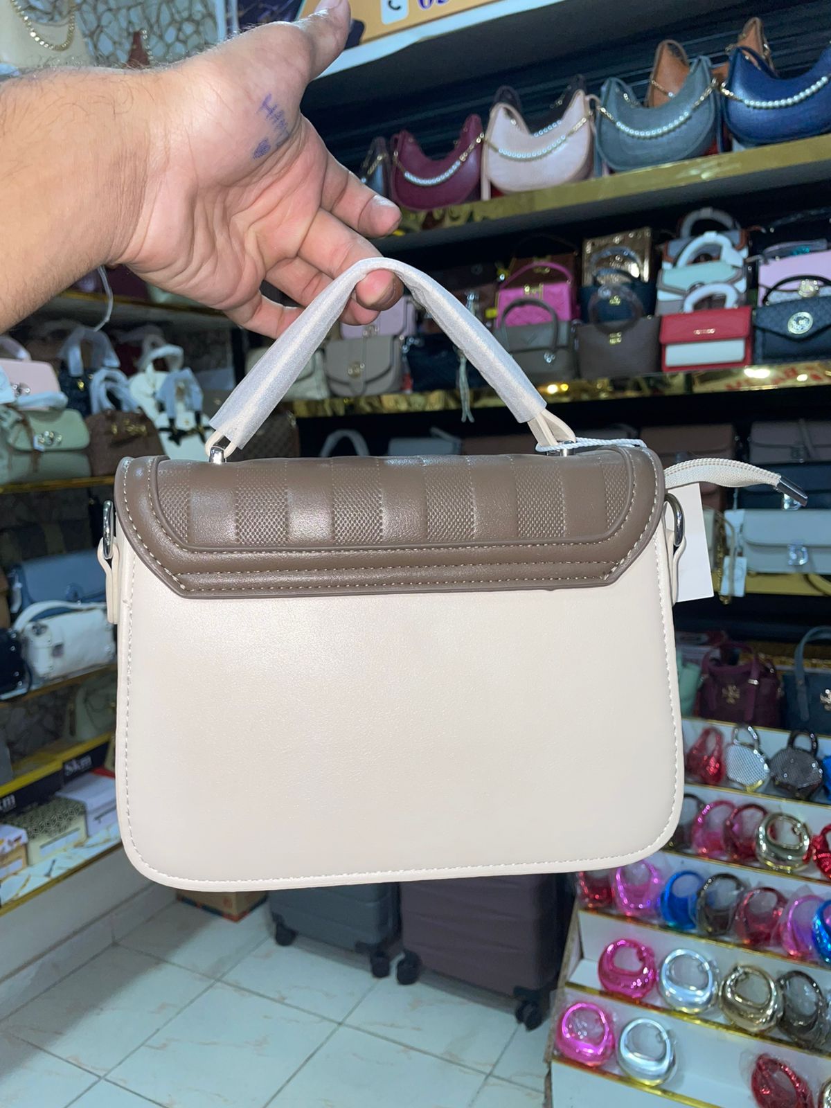 Sophisticated Two-Tone Flap Handbag for Women in Pakistan | Bagzar