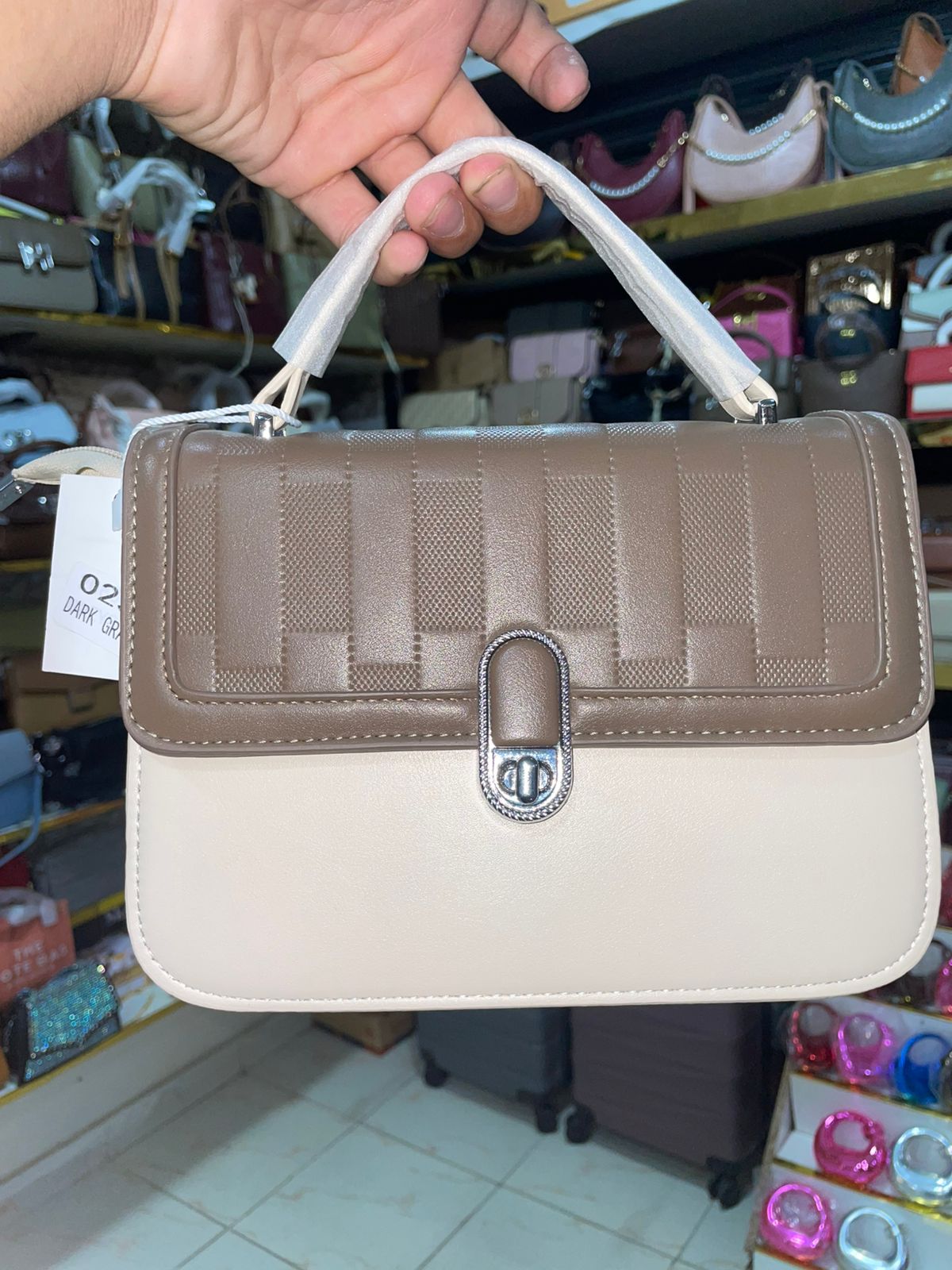 Sophisticated Two-Tone Flap Handbag for Women in Pakistan | Bagzar