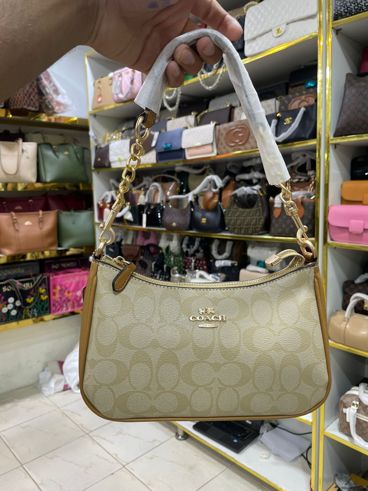 Luxury Beige Chain Shoulder Bag for Women in Pakistan | Bagzar