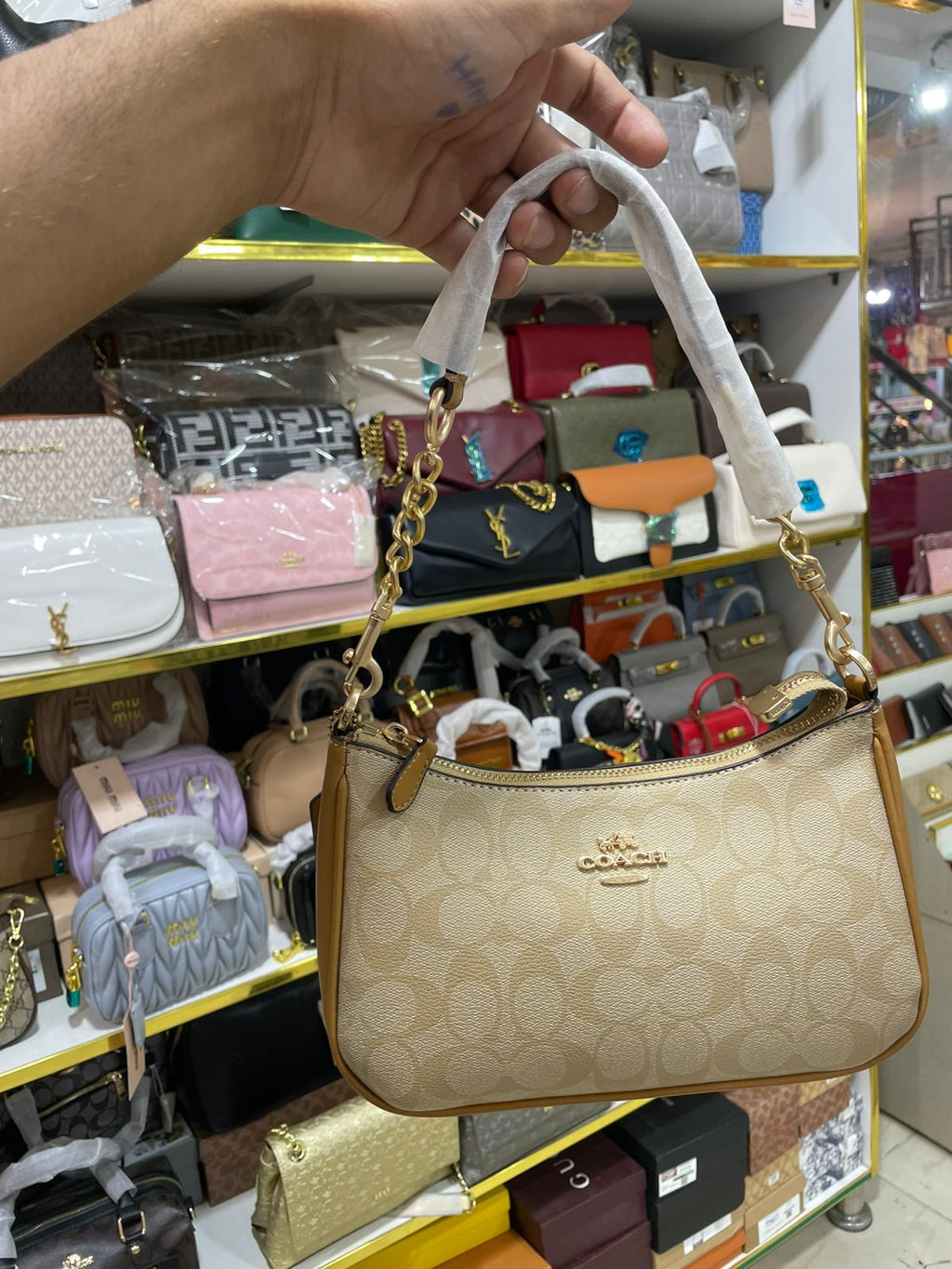 Luxury Beige Chain Shoulder Bag for Women in Pakistan | Bagzar