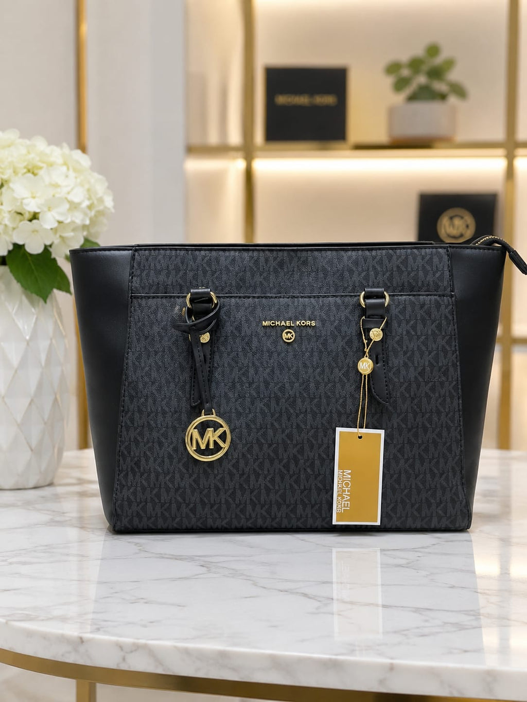 Stylish Black Designer Tote Bag for Women in Pakistan | Bagzar